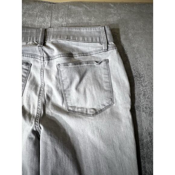 Chicos Women’s Gray‎ So Lifting Slimming Skinny Jeans Size 0.5R - Picture 4 of 8